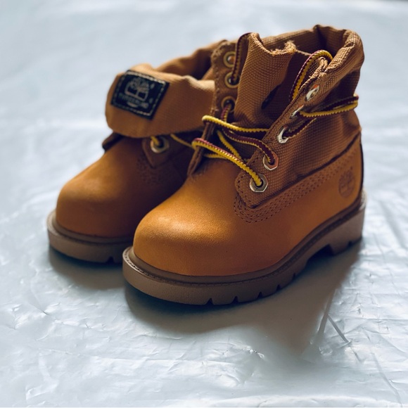 Timberland infants roll top boot new in original box - Picture 1 of 7